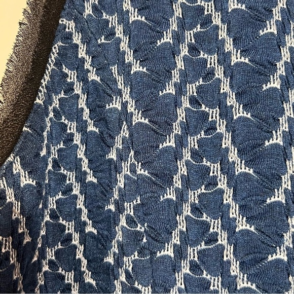 Anthropologie Postmark Sleeveless Blouse Blue Textured Black Trim Quilted Small - Picture 11 of 11